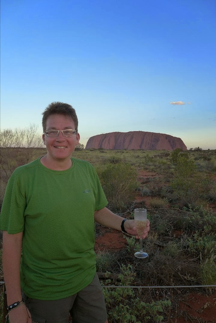 Sekt am Ayers Rock