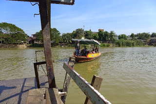Ayutthaya Fähre